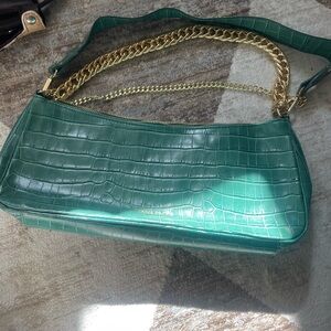 Anna Paola Green Croc-Embossed Shoulder Bag